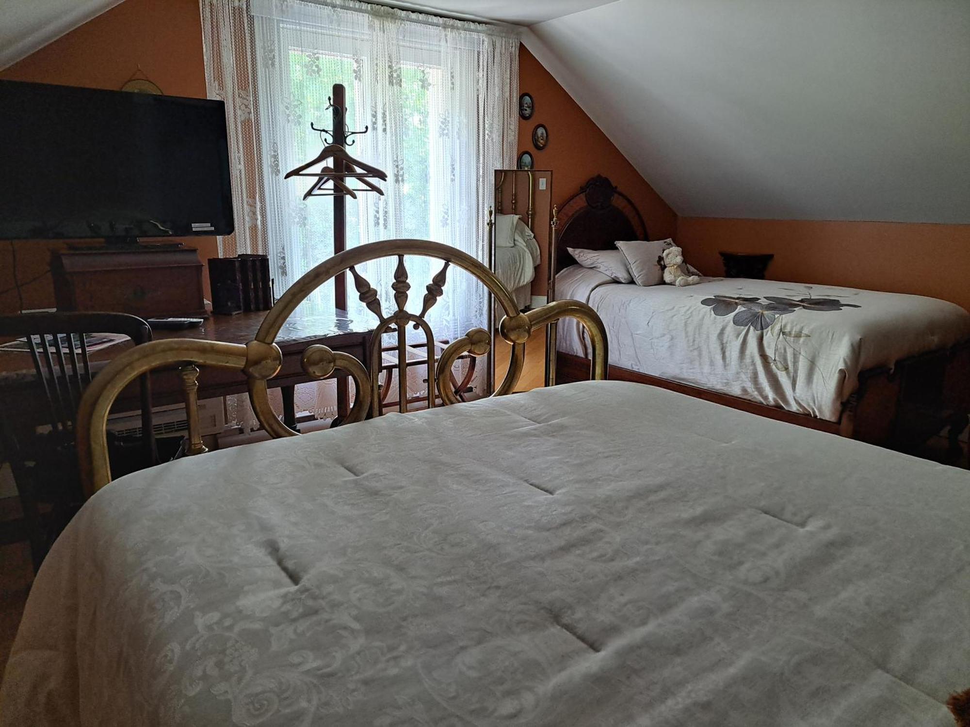 Gite Au Charme Victorien Beauceville Extérieur photo
